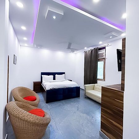 Hotel Js Garden - Near Jaypee Hospital Noida Exterior foto