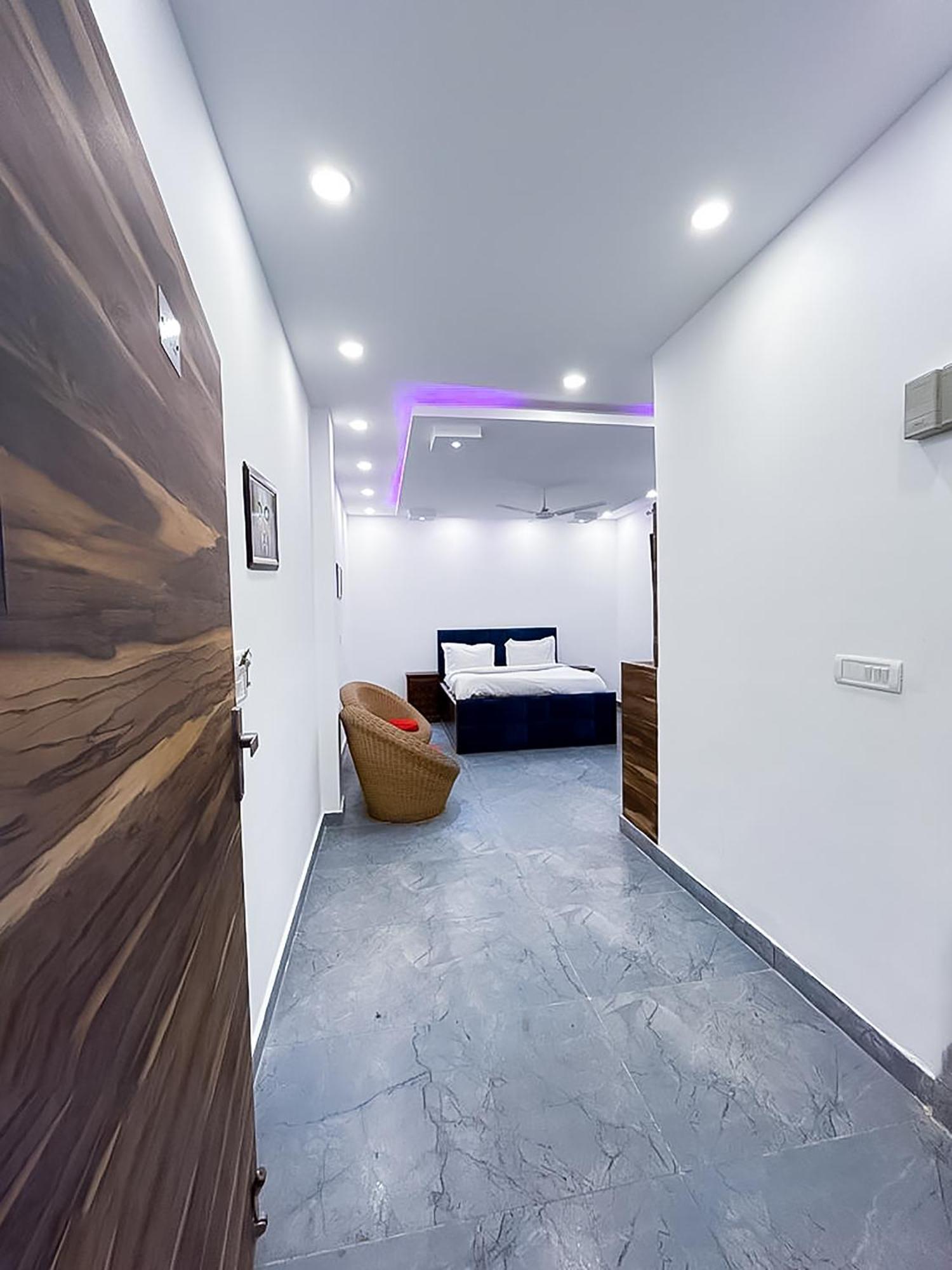 Hotel Js Garden - Near Jaypee Hospital Noida Exterior foto