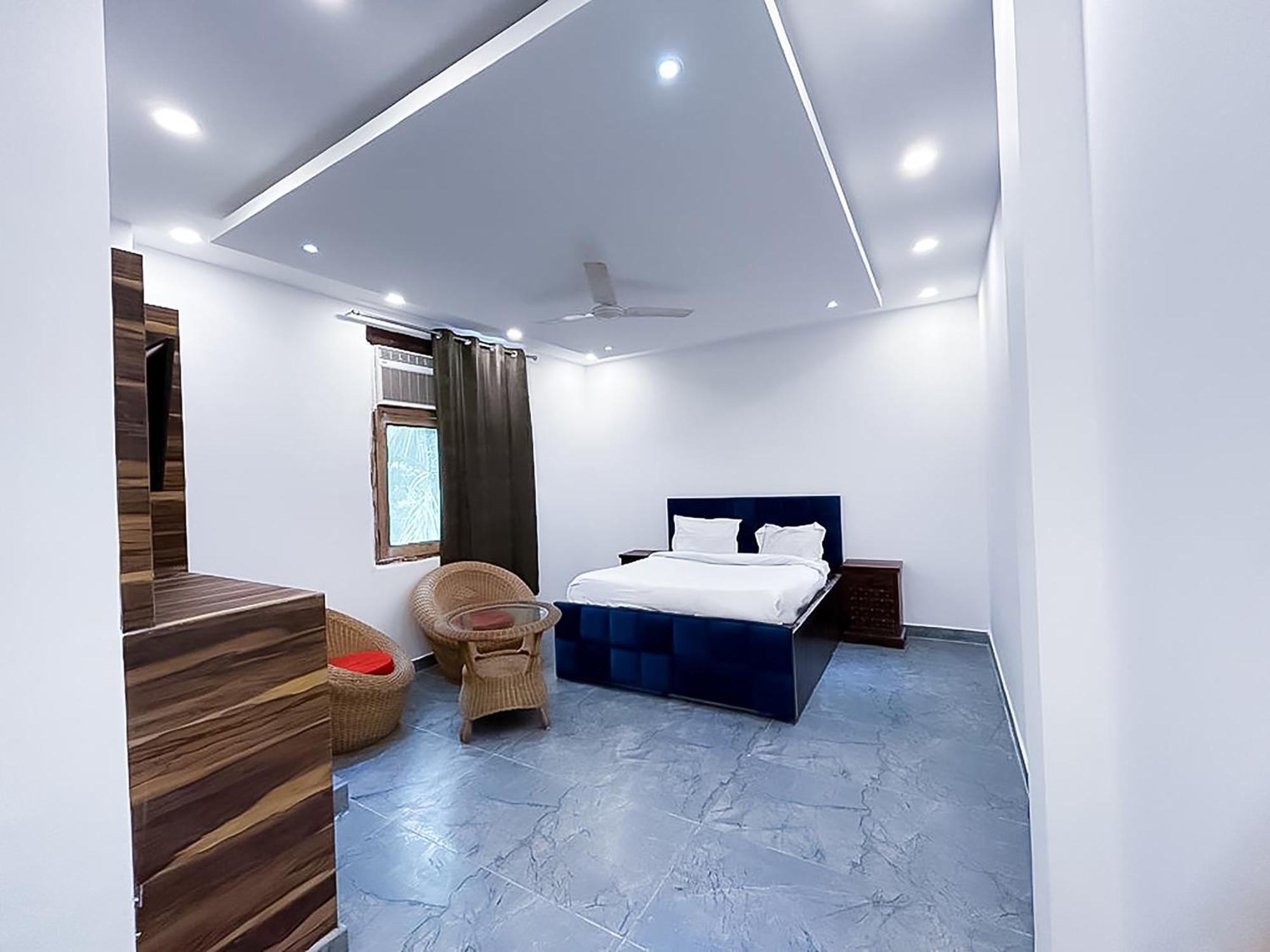 Hotel Js Garden - Near Jaypee Hospital Noida Exterior foto